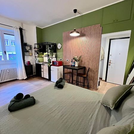 La Bella Milano Charme Apartment 3 Km Away From Duomo/ Netflix & Wi-Fi Included Zewnętrze zdjęcie