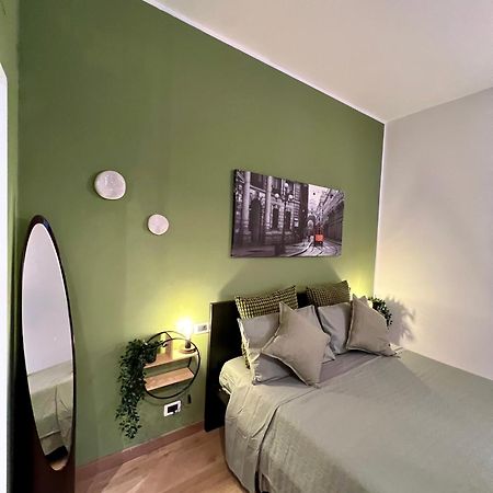 La Bella Milano Charme Apartment 3 Km Away From Duomo/ Netflix & Wi-Fi Included Zewnętrze zdjęcie