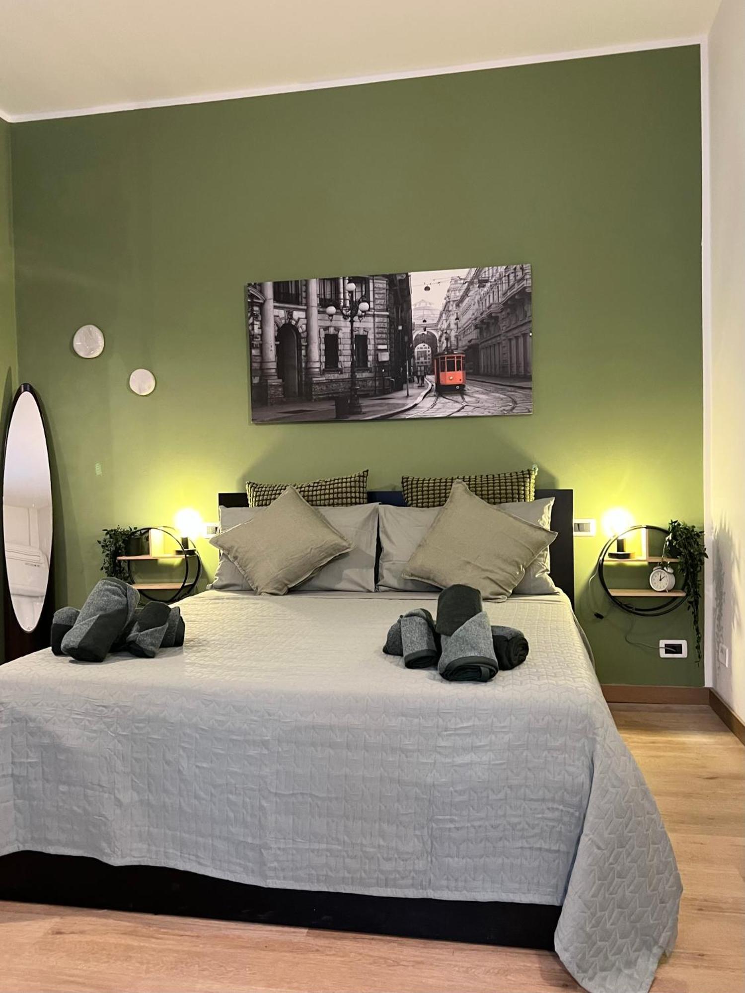 La Bella Milano Charme Apartment 3 Km Away From Duomo/ Netflix & Wi-Fi Included Zewnętrze zdjęcie