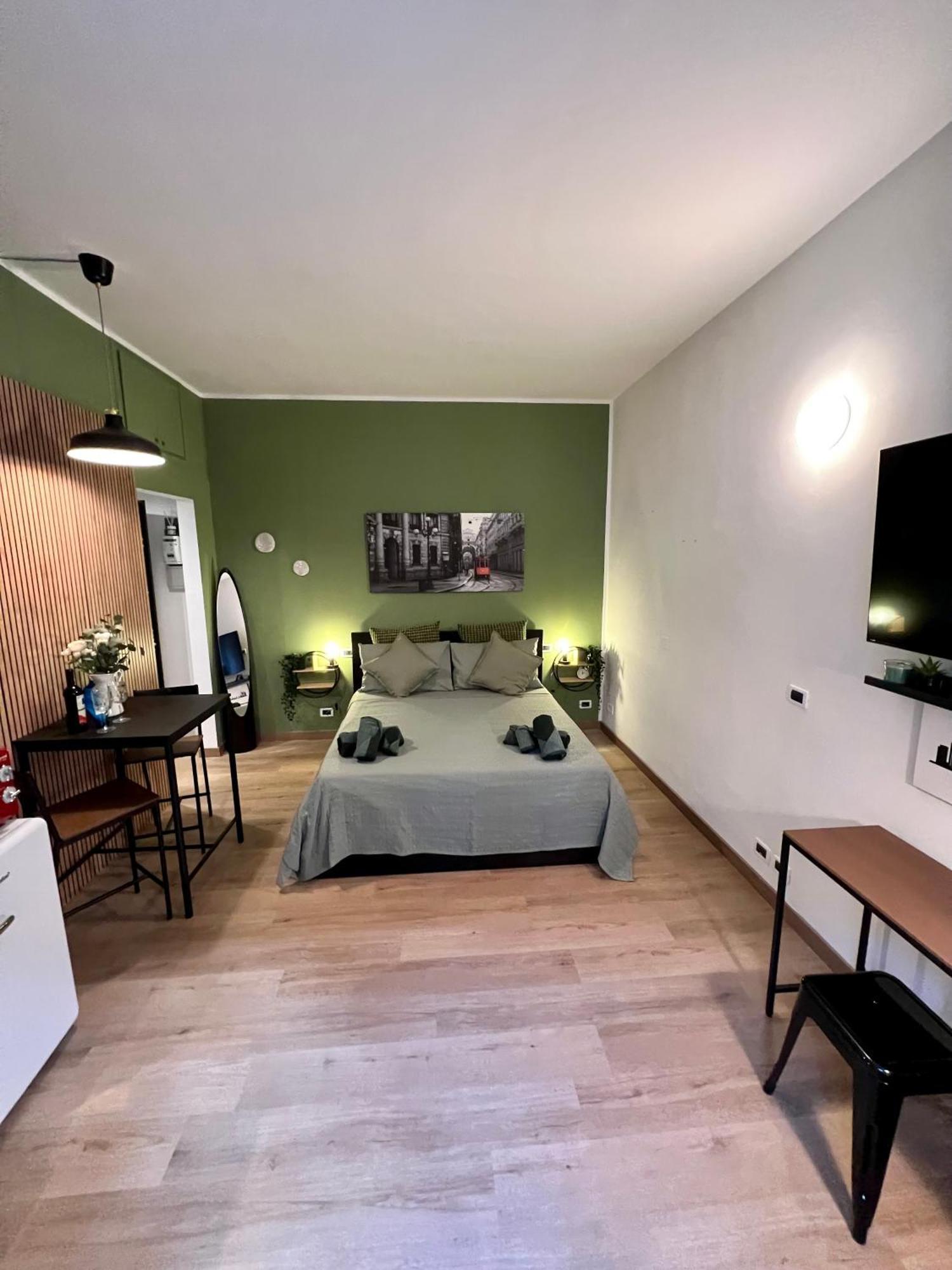 La Bella Milano Charme Apartment 3 Km Away From Duomo/ Netflix & Wi-Fi Included Zewnętrze zdjęcie